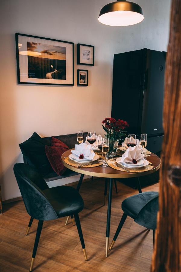 Luxury Oasis, Sauna, Ac And Free Parking Apartment