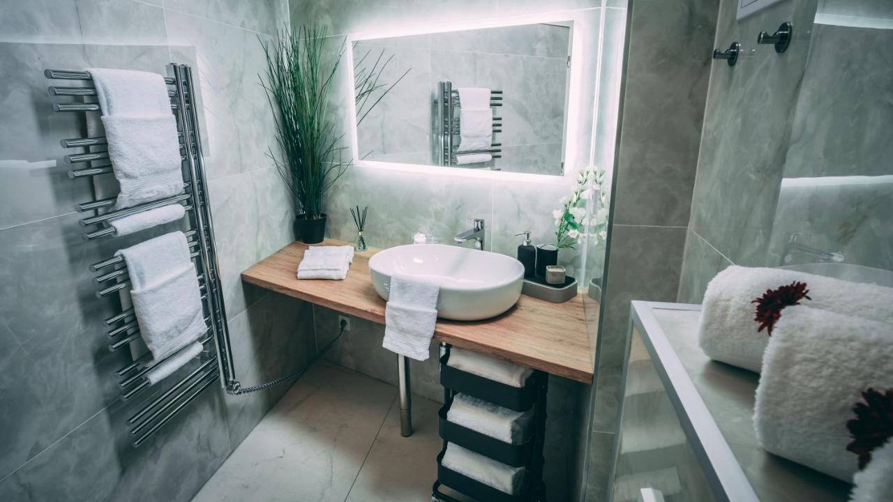 Luxury Oasis, Sauna, Ac And Free Parking Apartment Brno